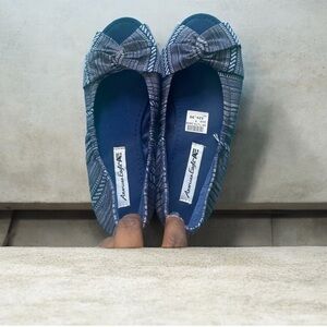 American Eagle flats